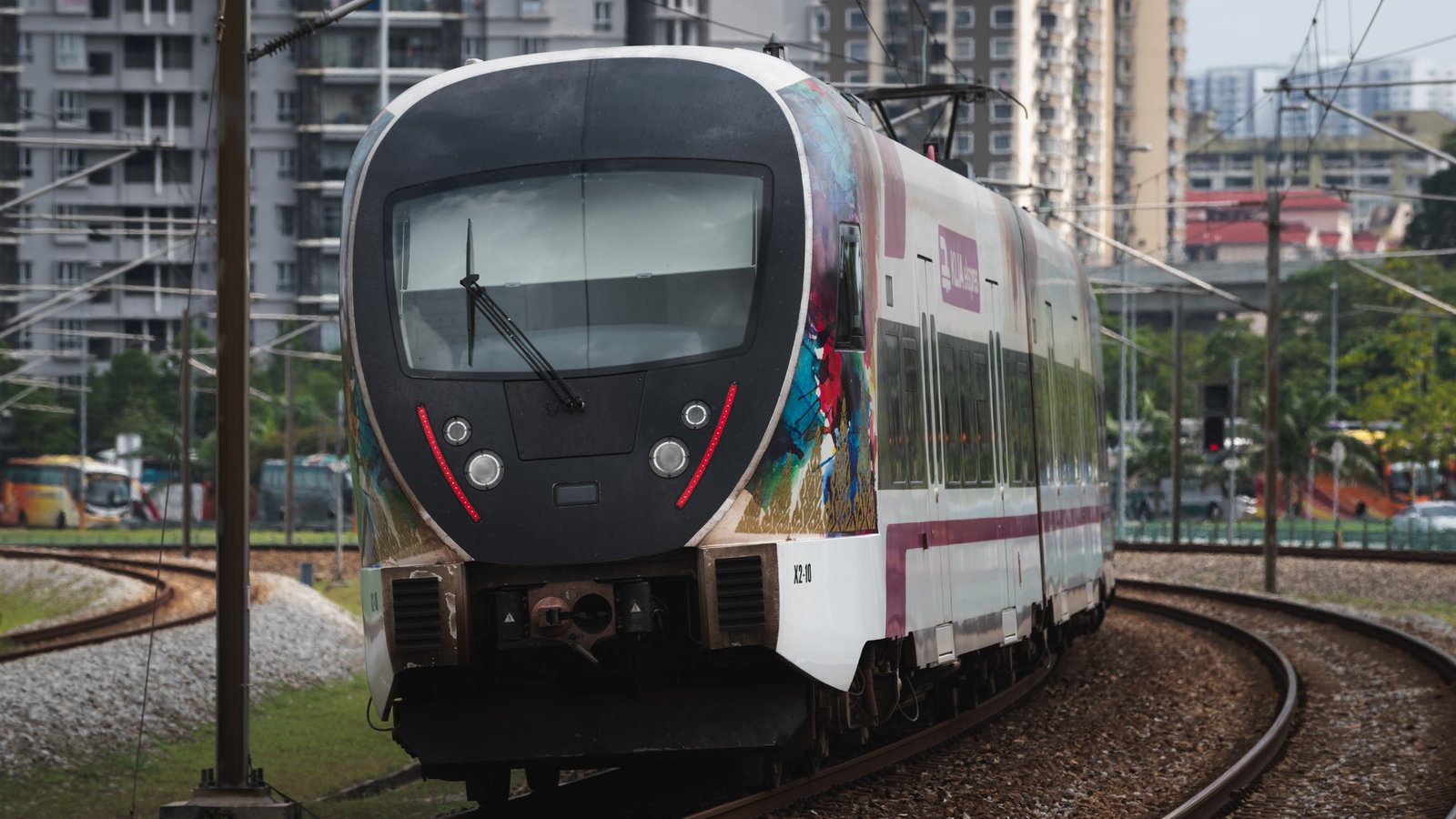 A KLIA Ekspres train set