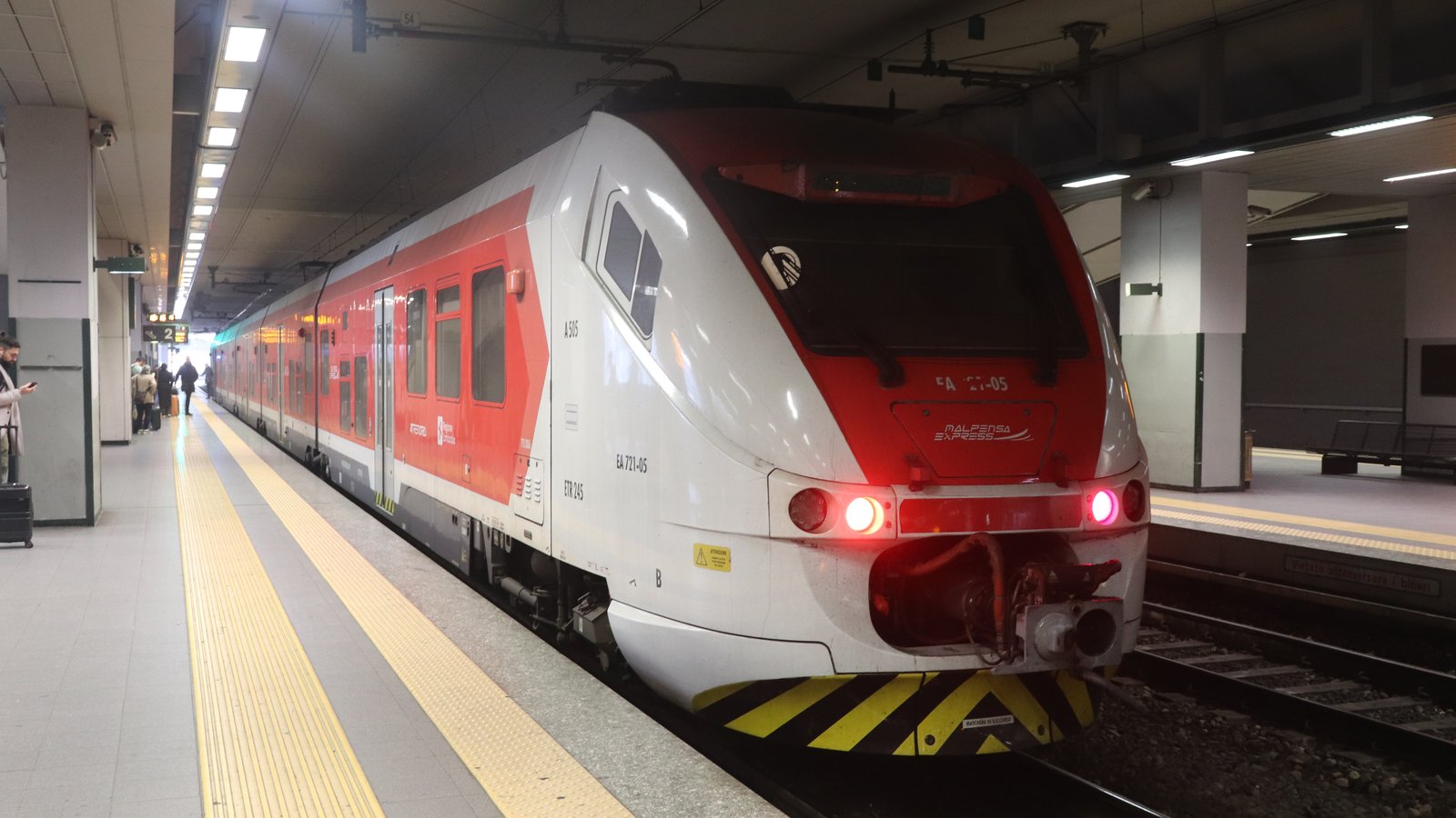 A Malpensa Express train at Malpensa Terminal 1 station